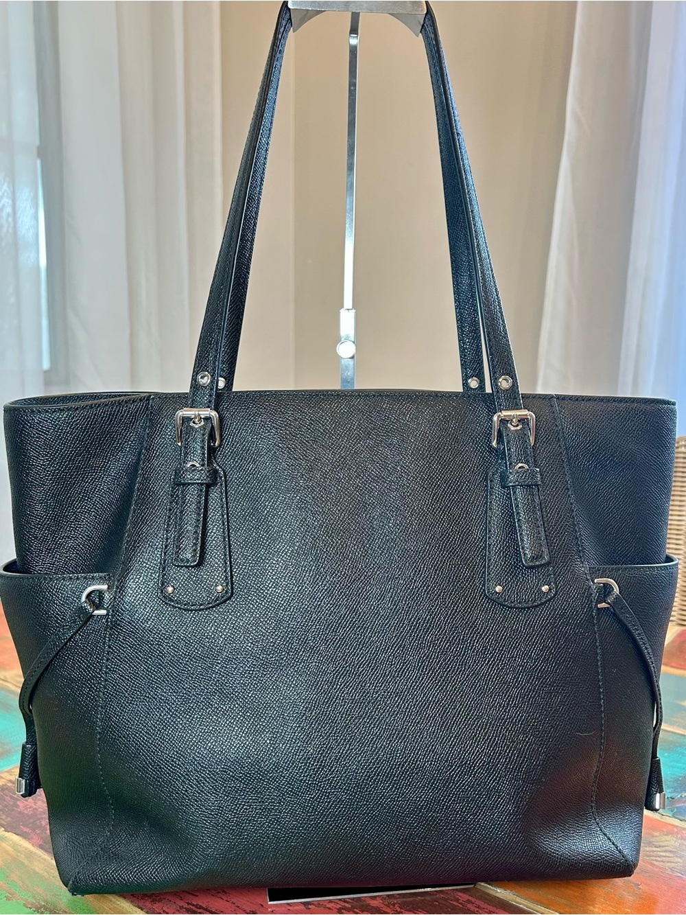 Michael Kors Voyager Large Saffiano Leather Tote Bag Black Discontinued EUC - Picture 6 of 16